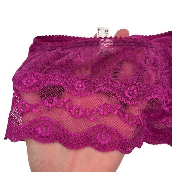 NWT set of 2 b.tempt'd by Wacoal Lace Kiss Bandeau Bras teal and pink size small - Picture 7 of 7